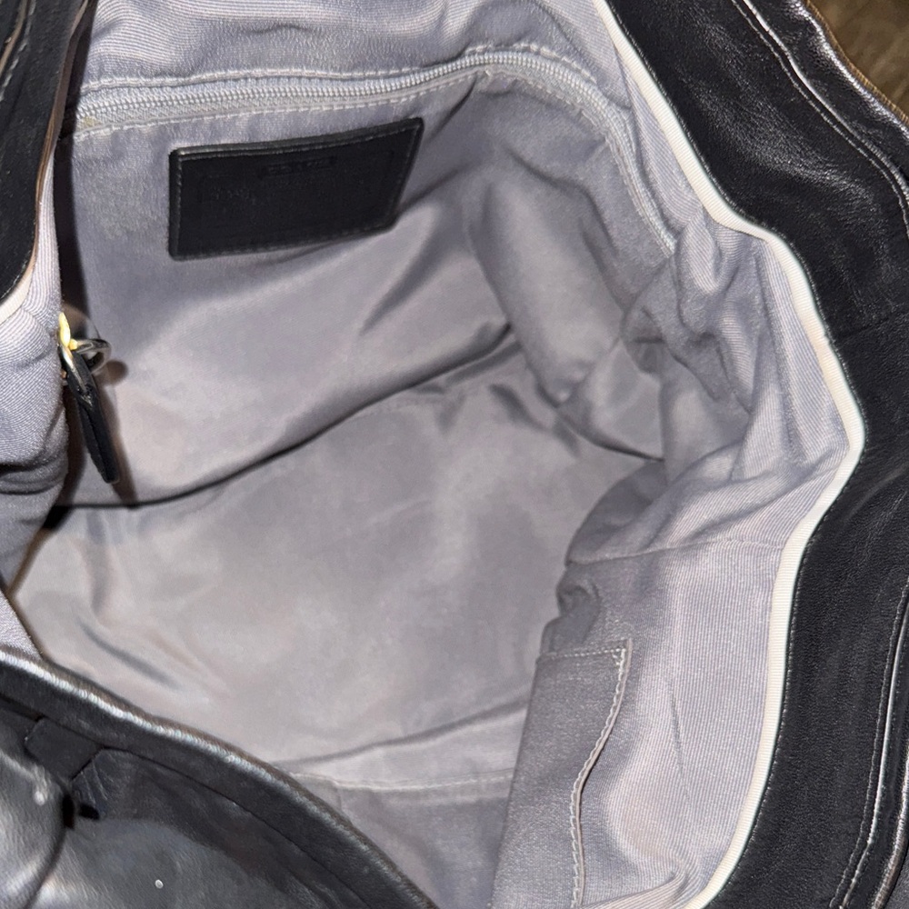 EC-Coach Chic Black Leather Hobo Bag - Picture 11 of 16